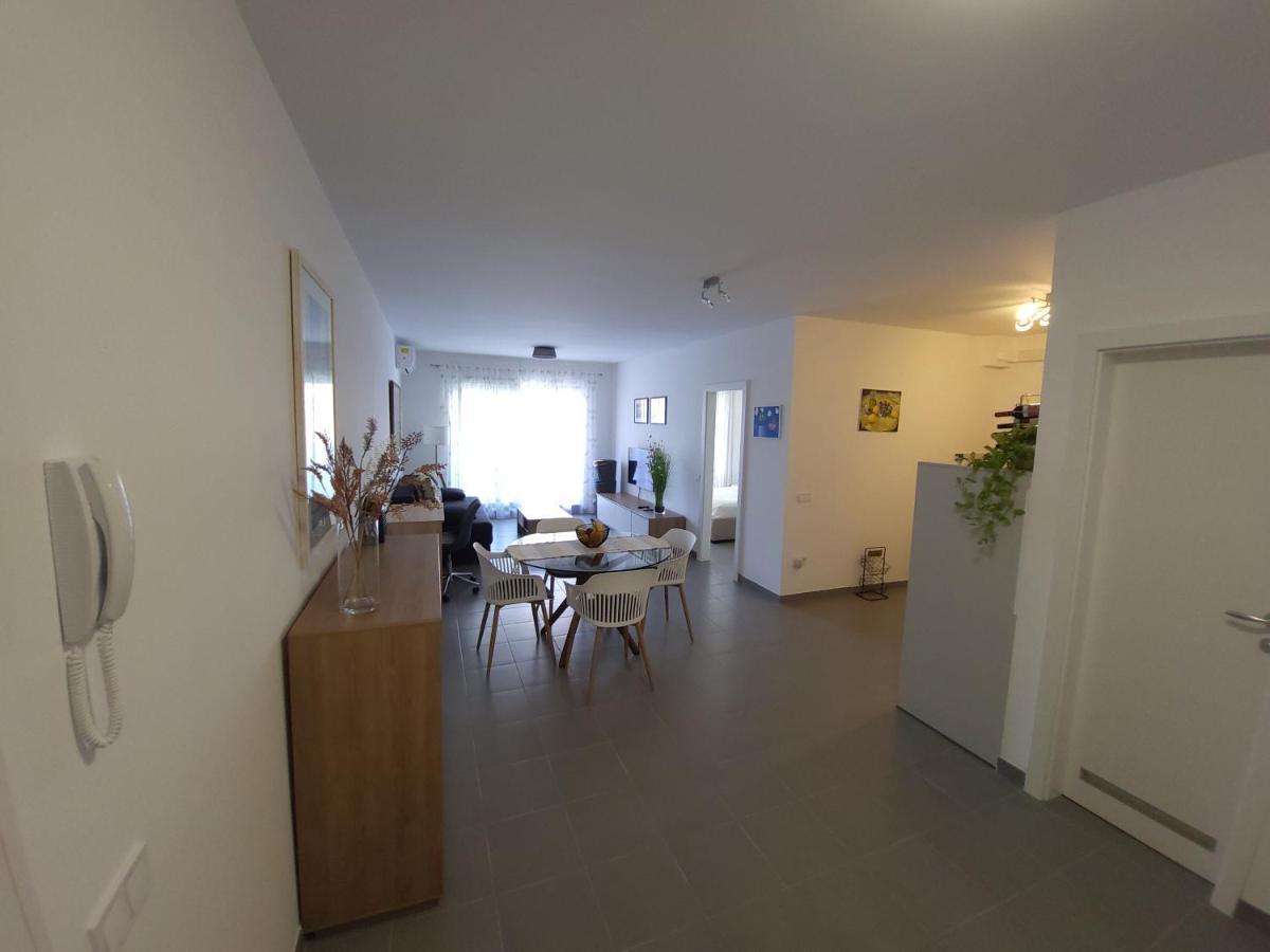 Apartment Kiara Premantura Exterior foto